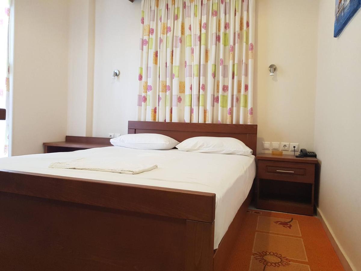 Hotel Ionion Kastro-Kyllini Экстерьер фото