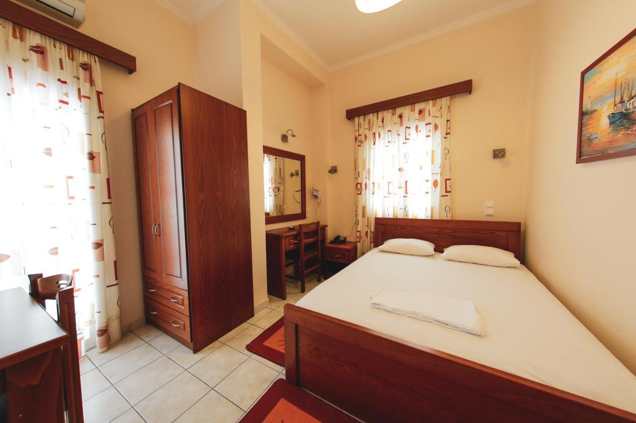 Hotel Ionion Kastro-Kyllini Экстерьер фото
