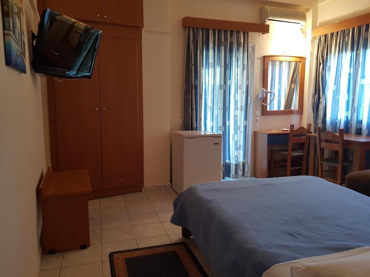 Hotel Ionion Kastro-Kyllini Экстерьер фото